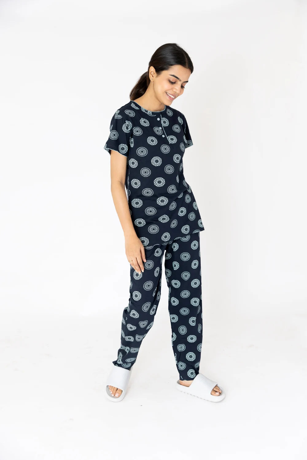 Black Circles Cotton Capri Nightwear Set