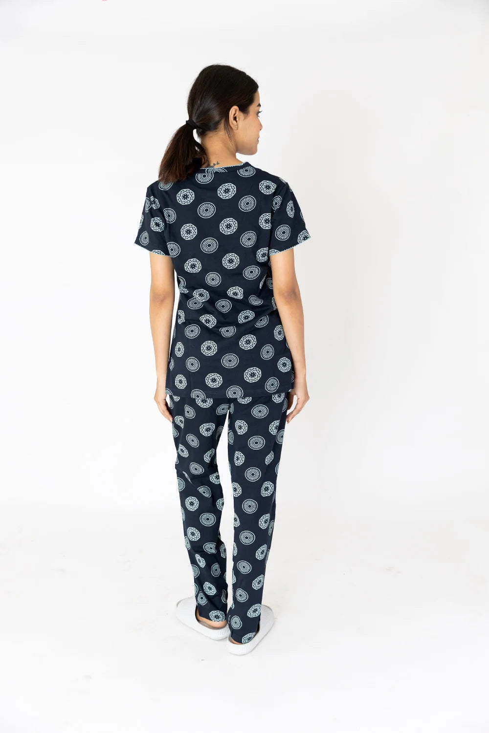 Black Circles Cotton Capri Nightwear Set